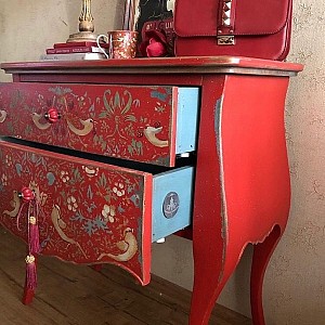 Трафарет - Клубничный воришка - Фотография интерьере 9