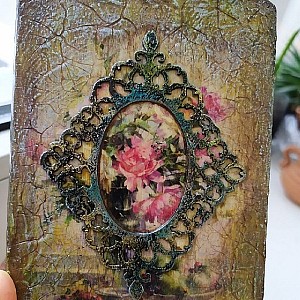 Мастер-класс - Шкатулочка-книга с секретом - Фотография интерьере 1